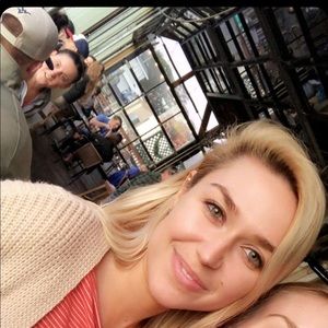 Meet your Posher, Annabel